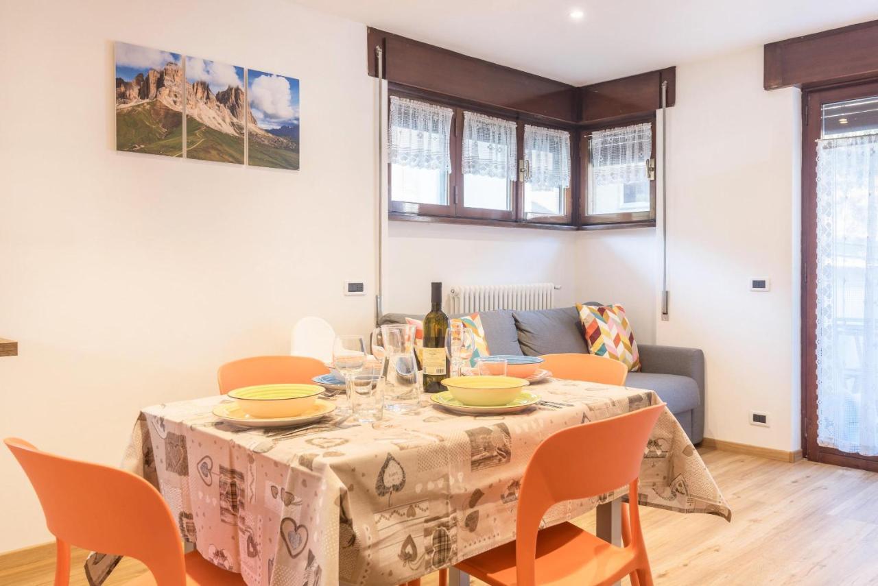 Casa Muffolina Apartman Canazei Kültér fotó